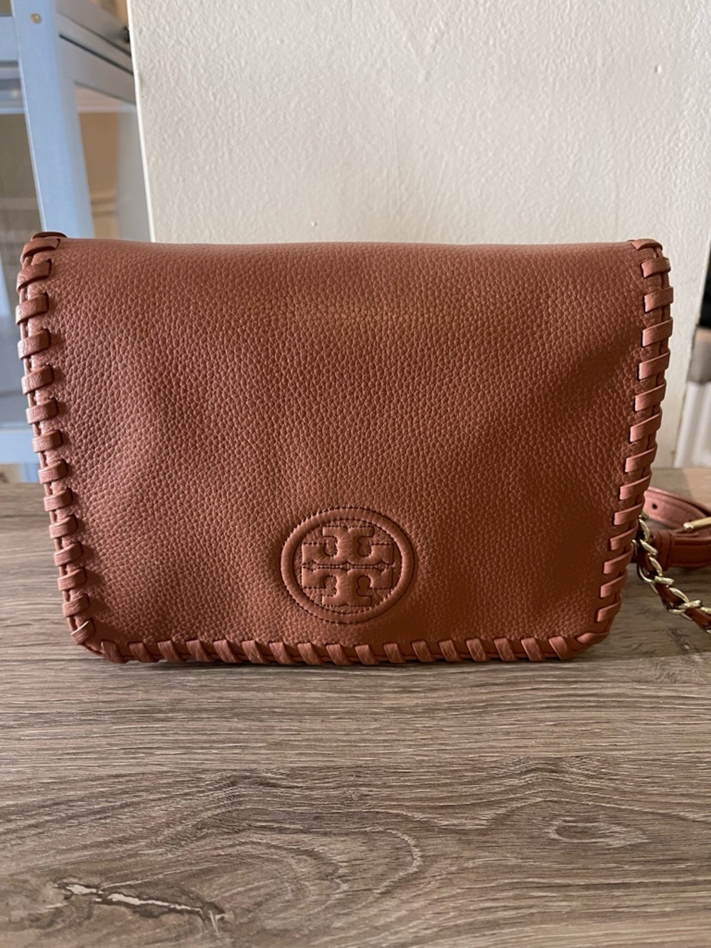 Tory Burch Leather Crossbody in Rust Brown with Whipstitch Trim